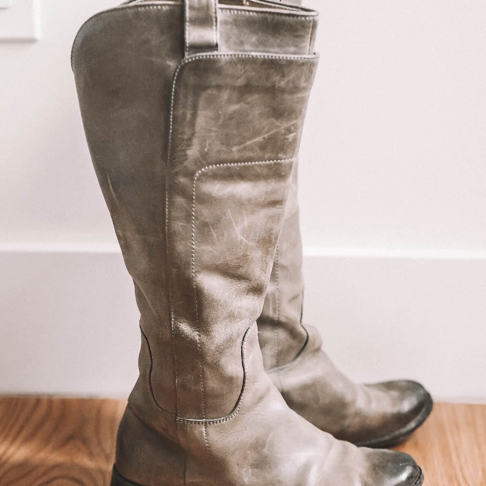 Frye Paige Tall Riding Boots Size 6